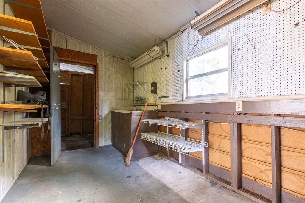 For Sale: $165,000 (2 beds, 2 baths, 1640 Square Feet)