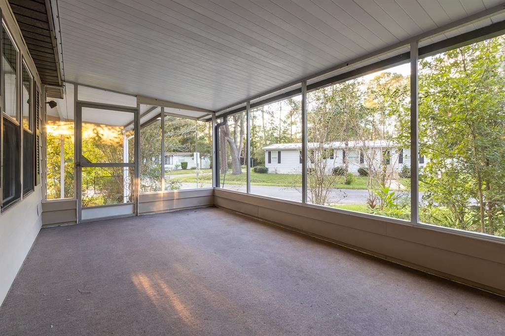 For Sale: $165,000 (2 beds, 2 baths, 1640 Square Feet)