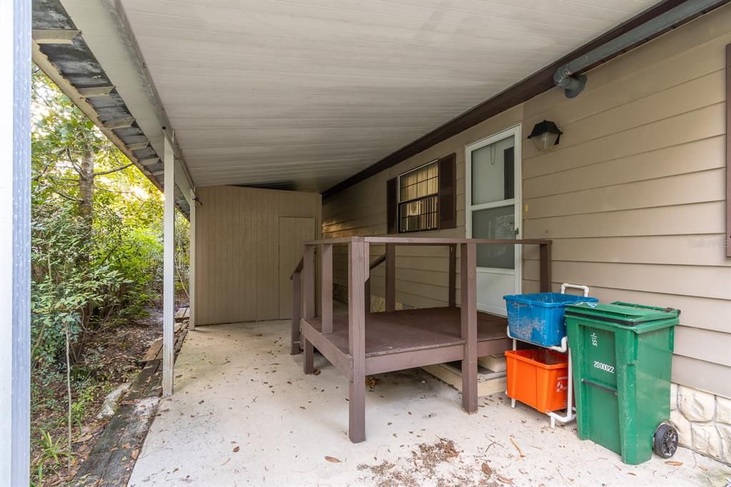 For Sale: $165,000 (2 beds, 2 baths, 1640 Square Feet)