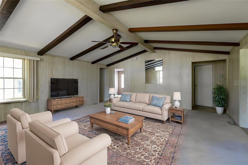 For Sale: $165,000 (2 beds, 2 baths, 1640 Square Feet)