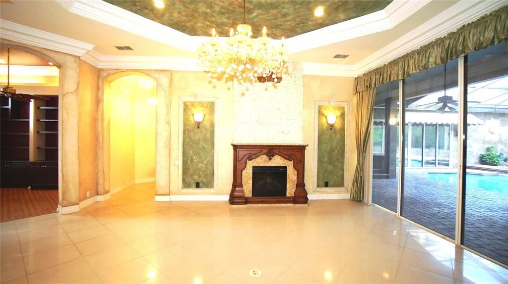 En Venta: $870,000 (3 camas, 3 baños, 5502 Pies cuadrados)