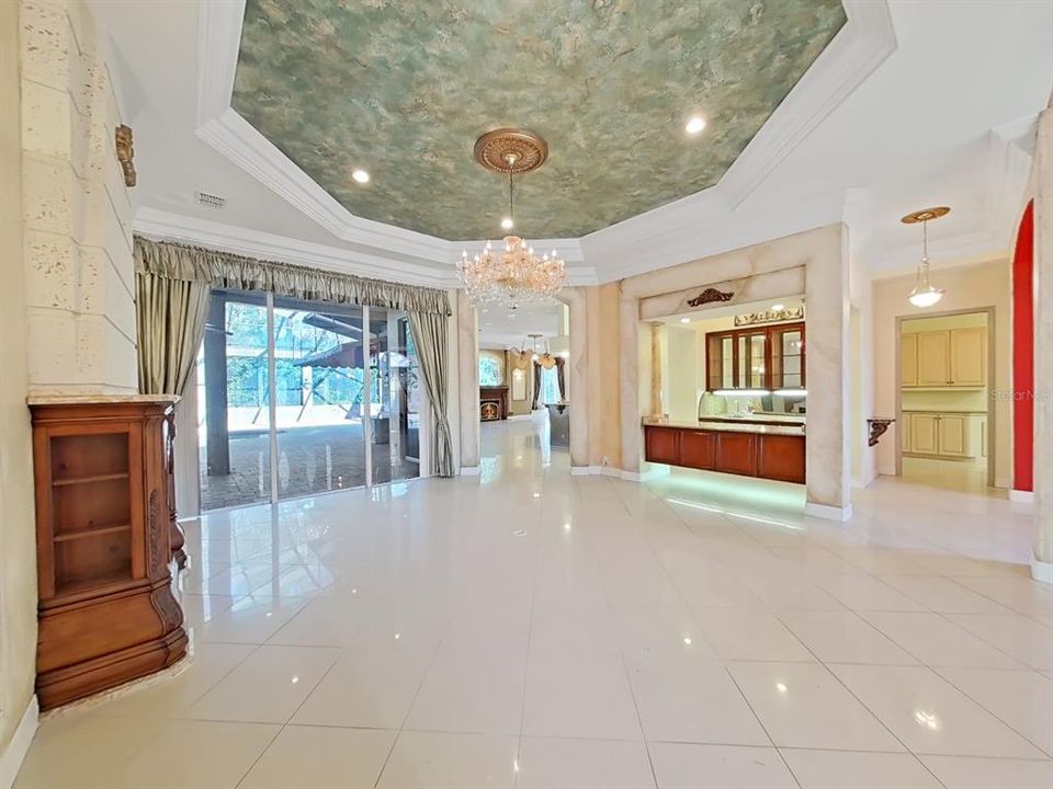 En Venta: $870,000 (3 camas, 3 baños, 5502 Pies cuadrados)