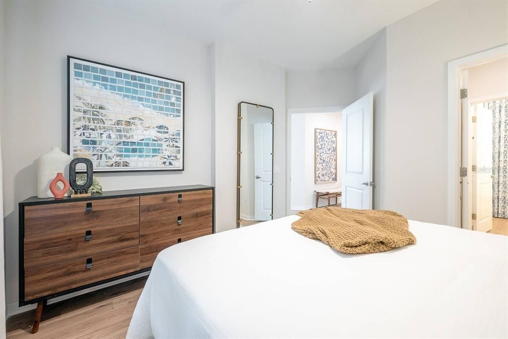 For Rent: $1,523 (1 beds, 1 baths, 704 Square Feet)