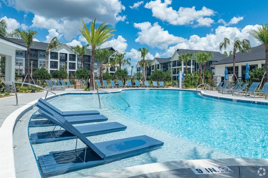 For Rent: $1,523 (1 beds, 1 baths, 704 Square Feet)