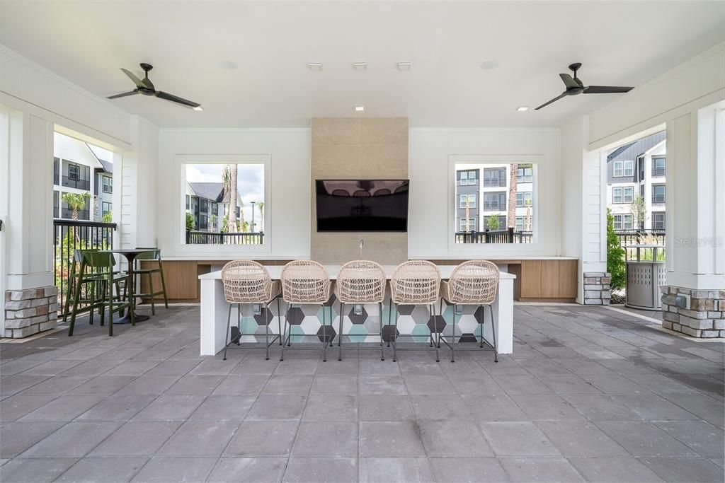 For Rent: $1,523 (1 beds, 1 baths, 704 Square Feet)