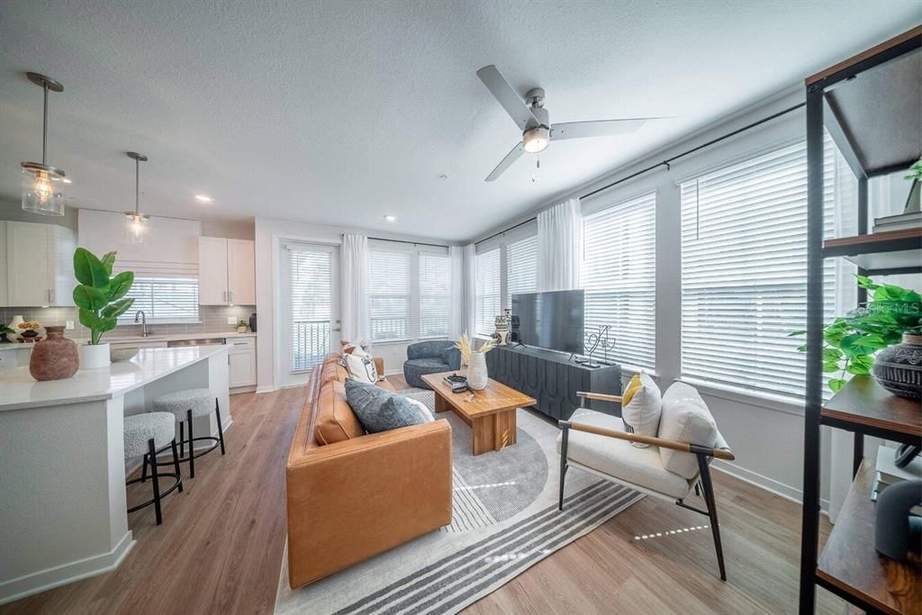For Rent: $1,523 (1 beds, 1 baths, 704 Square Feet)