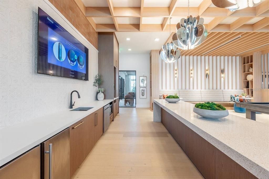 For Rent: $1,523 (1 beds, 1 baths, 704 Square Feet)