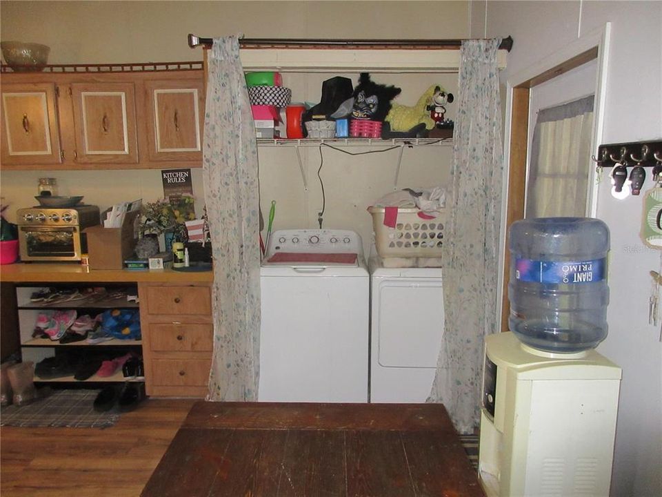 For Sale: $199,000 (3 beds, 2 baths, 1512 Square Feet)