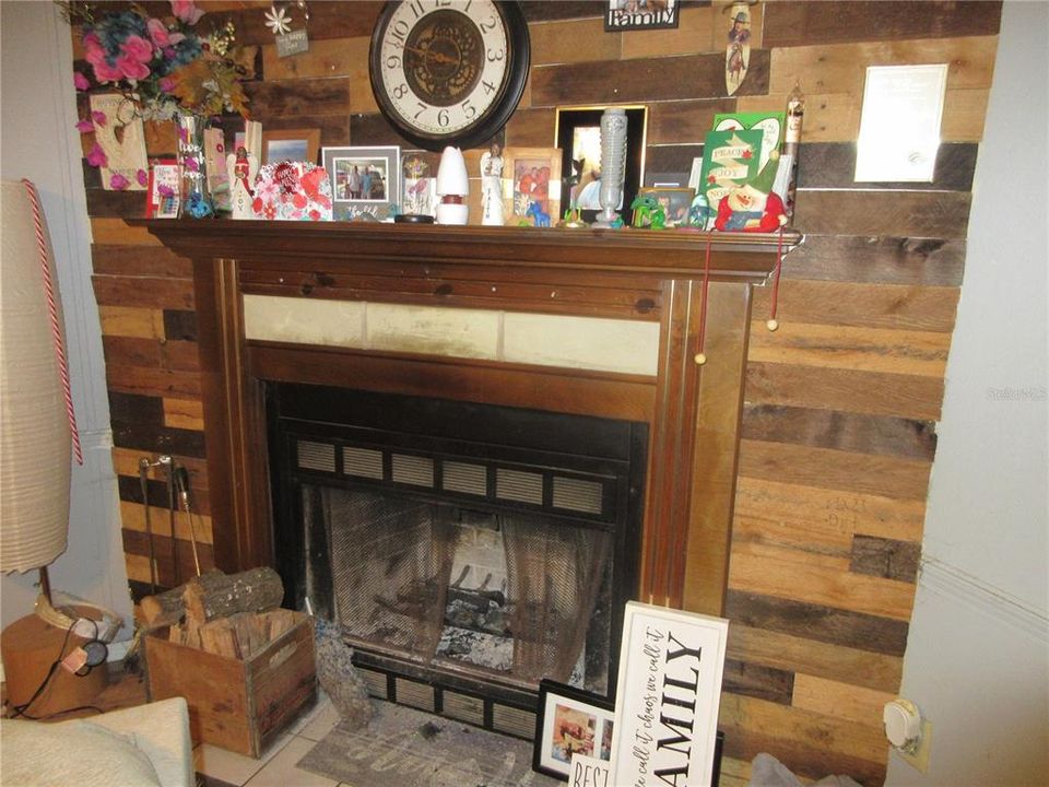 For Sale: $199,000 (3 beds, 2 baths, 1512 Square Feet)