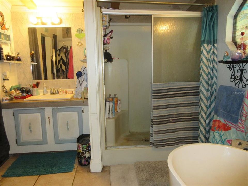 For Sale: $199,000 (3 beds, 2 baths, 1512 Square Feet)