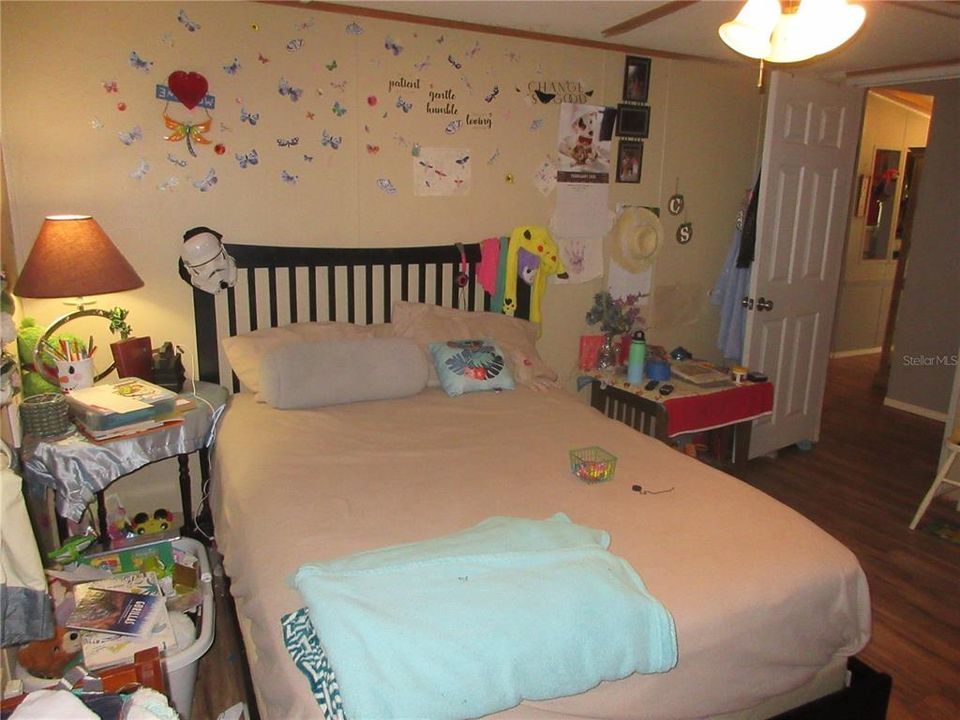 For Sale: $199,000 (3 beds, 2 baths, 1512 Square Feet)