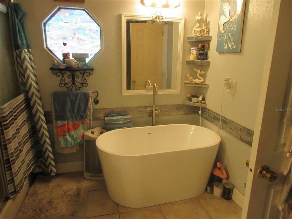 For Sale: $199,000 (3 beds, 2 baths, 1512 Square Feet)