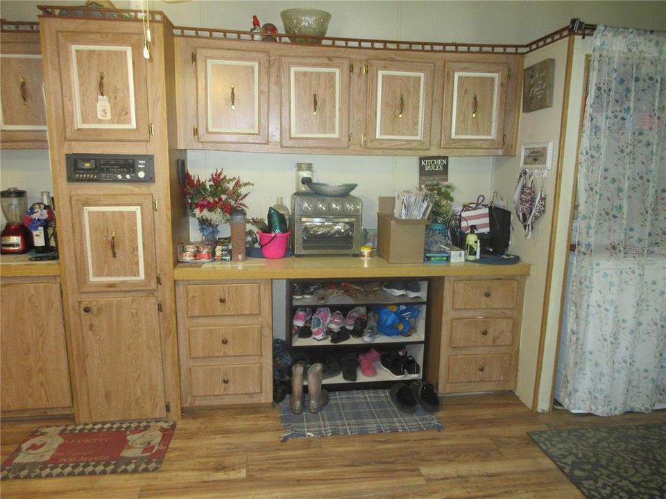 For Sale: $199,000 (3 beds, 2 baths, 1512 Square Feet)