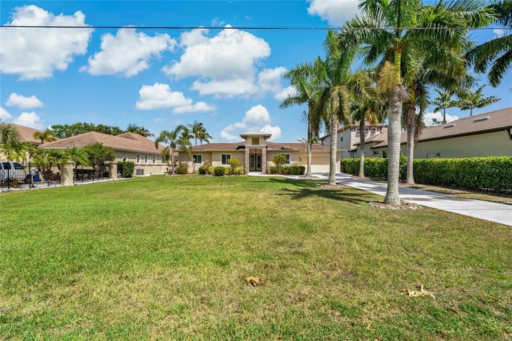 En Renta: $4,700 (2 camas, 2 baños, 1421 Pies cuadrados)