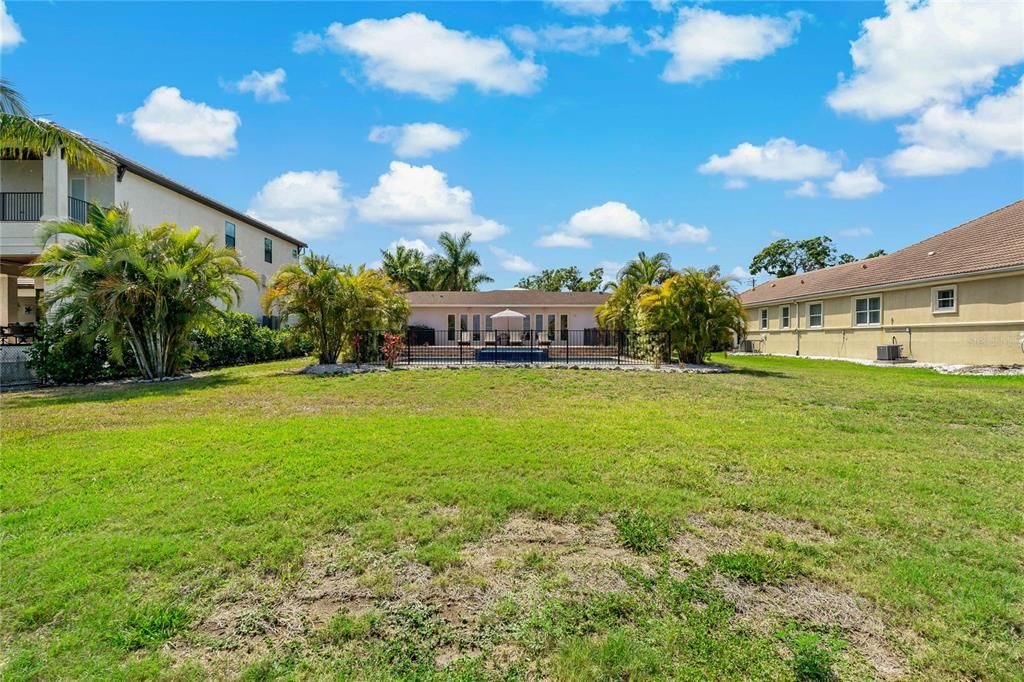 En Renta: $4,700 (2 camas, 2 baños, 1421 Pies cuadrados)