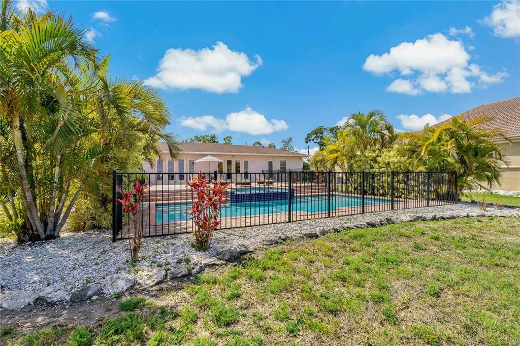 En Renta: $4,700 (2 camas, 2 baños, 1421 Pies cuadrados)