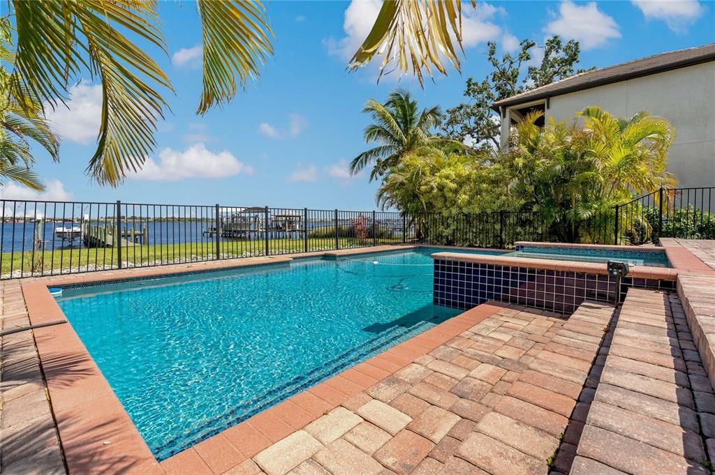 En Renta: $4,700 (2 camas, 2 baños, 1421 Pies cuadrados)