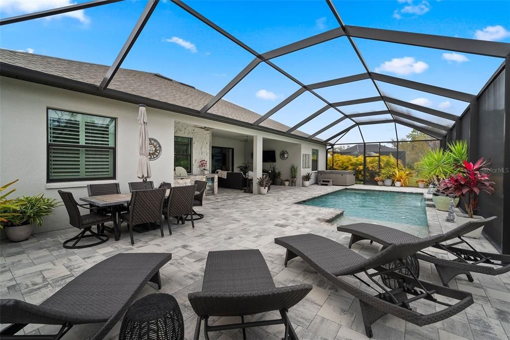 Active With Contract: $815,000 (5 beds, 3 baths, 3005 Square Feet)