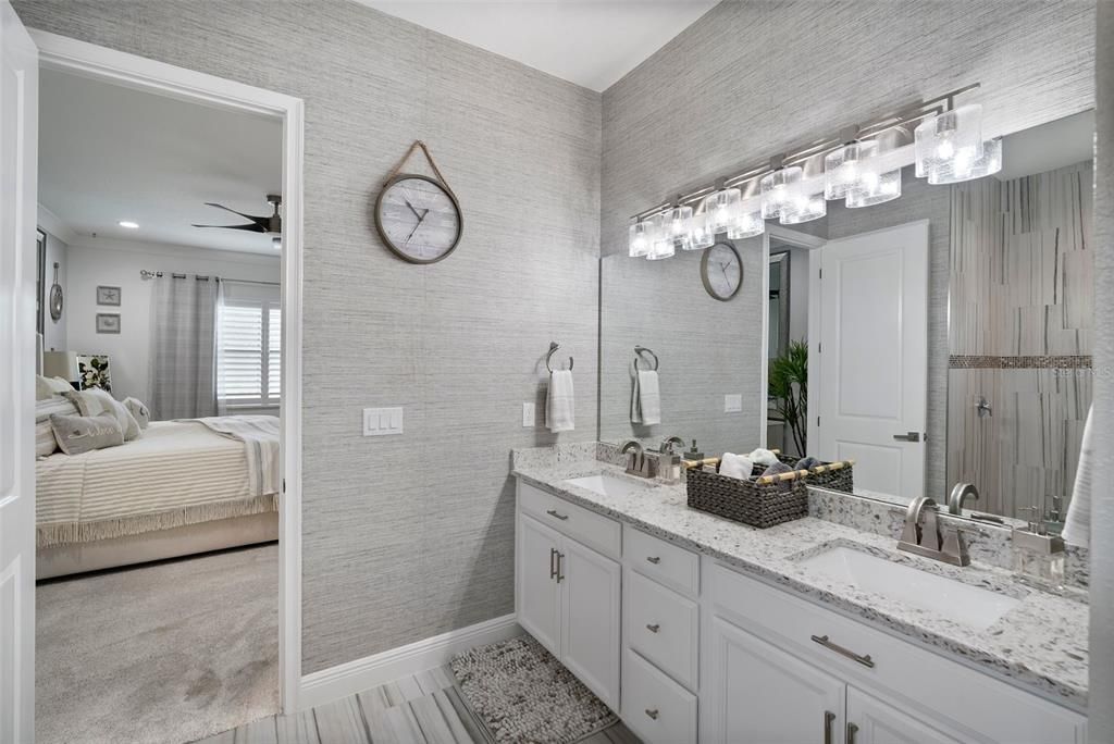 Active With Contract: $815,000 (5 beds, 3 baths, 3005 Square Feet)