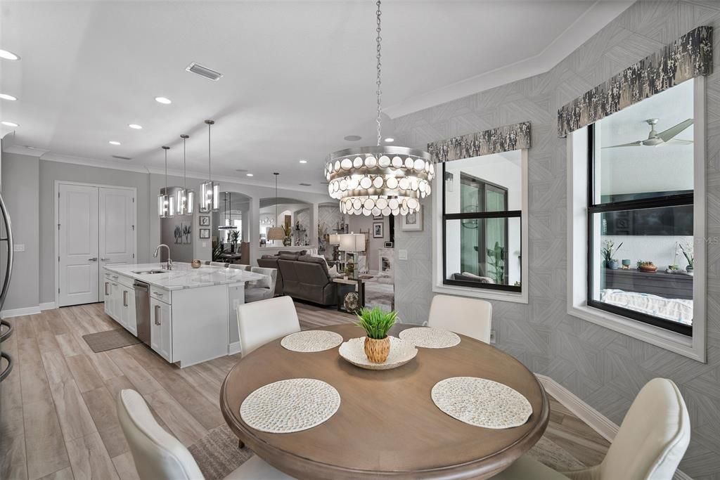 Active With Contract: $815,000 (5 beds, 3 baths, 3005 Square Feet)