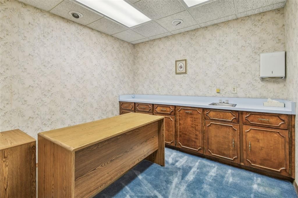 На продажу: $269,000 (0 спален, 0 ванн, 1460 Квадратных фут)