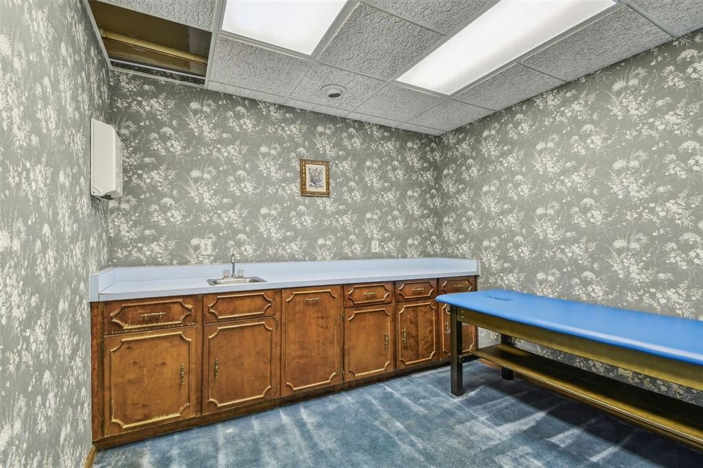 На продажу: $269,000 (0 спален, 0 ванн, 1460 Квадратных фут)