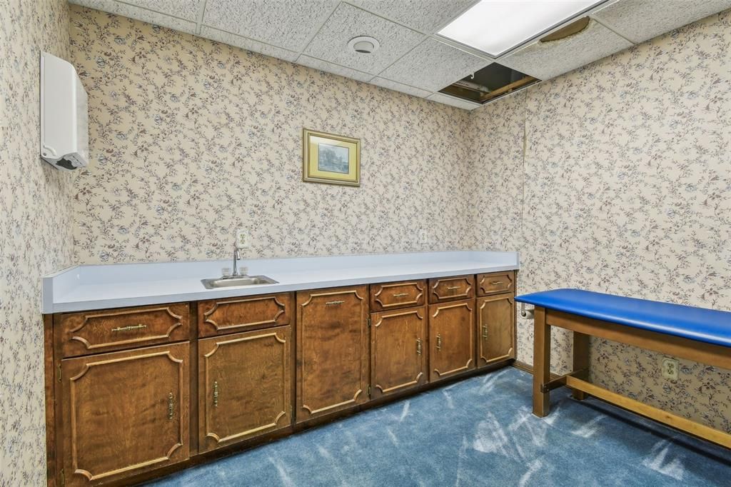 На продажу: $269,000 (0 спален, 0 ванн, 1460 Квадратных фут)