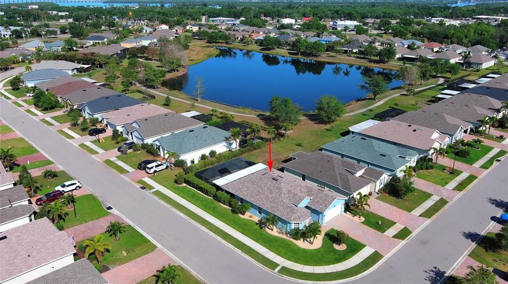 合同活跃: $415,000 (3 贝兹, 2 浴室, 1758 平方英尺)