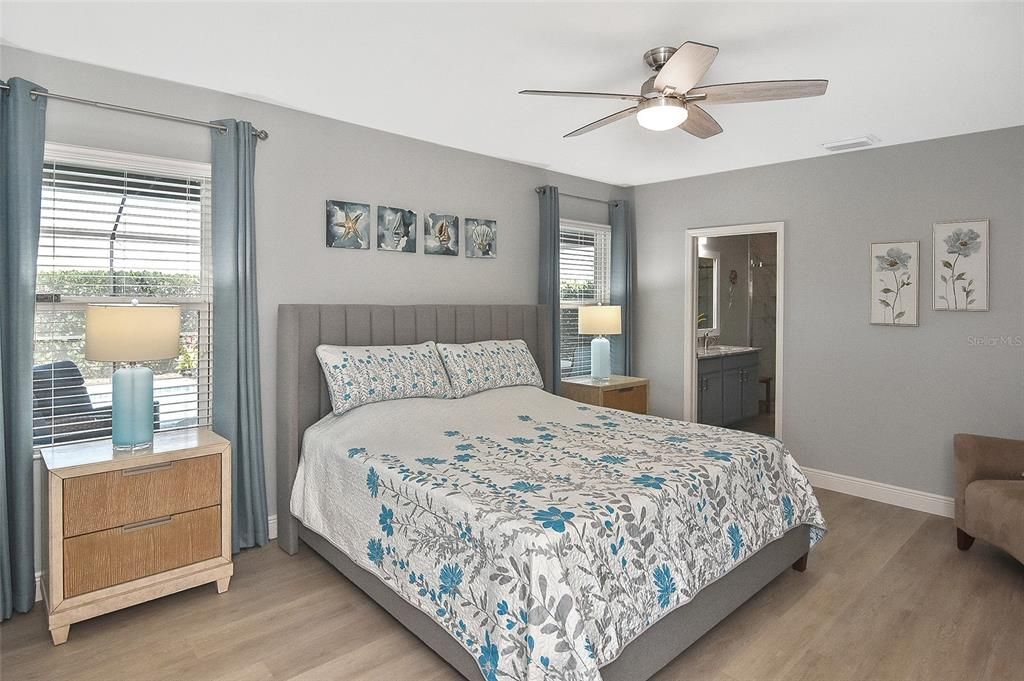 合同活跃: $415,000 (3 贝兹, 2 浴室, 1758 平方英尺)