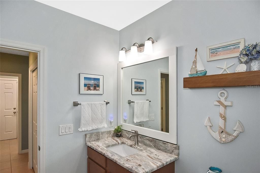 合同活跃: $415,000 (3 贝兹, 2 浴室, 1758 平方英尺)