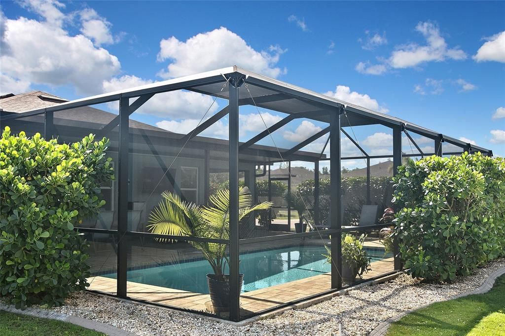 合同活跃: $415,000 (3 贝兹, 2 浴室, 1758 平方英尺)