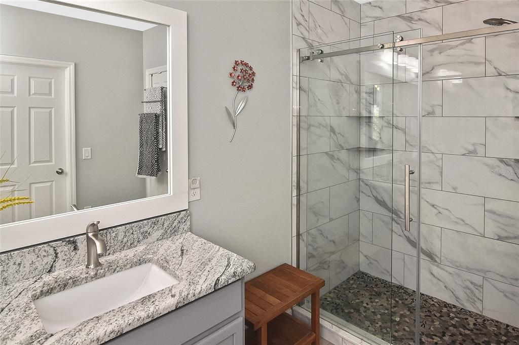 合同活跃: $415,000 (3 贝兹, 2 浴室, 1758 平方英尺)