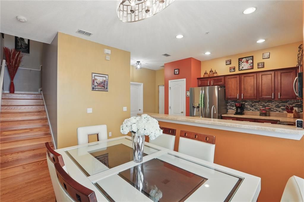 待售: $290,500 (3 贝兹, 2 浴室, 1855 平方英尺)