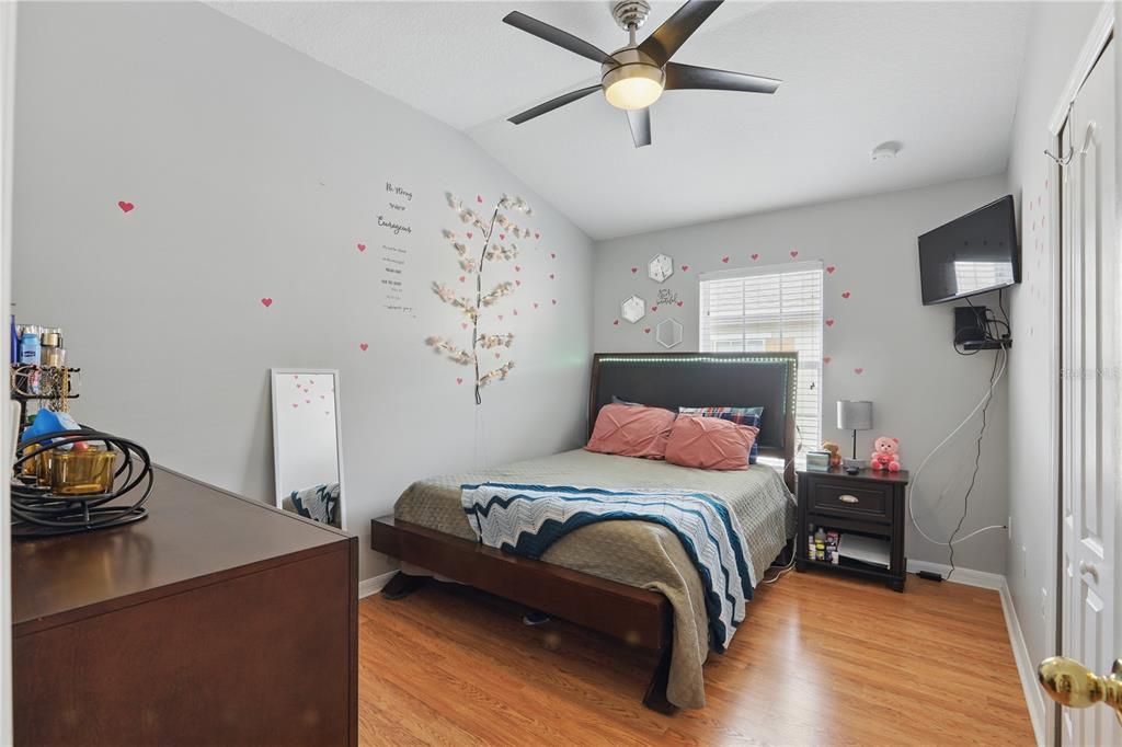 待售: $290,500 (3 贝兹, 2 浴室, 1855 平方英尺)