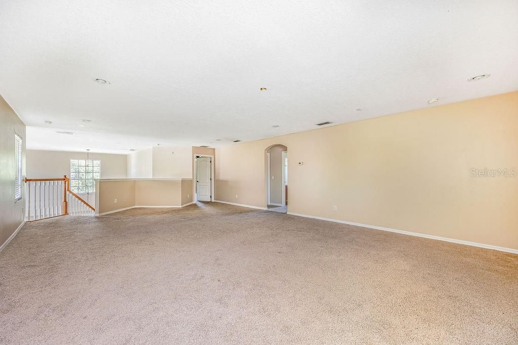 待售: $570,000 (4 贝兹, 3 浴室, 3499 平方英尺)