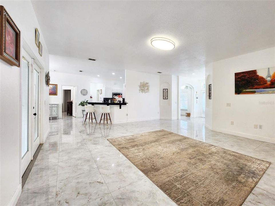 For Sale: $540,000 (4 beds, 3 baths, 2406 Square Feet)