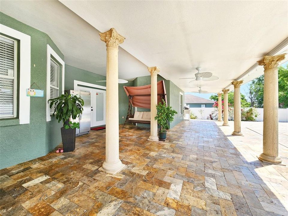 For Sale: $540,000 (4 beds, 3 baths, 2406 Square Feet)