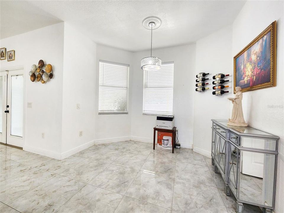 For Sale: $540,000 (4 beds, 3 baths, 2406 Square Feet)