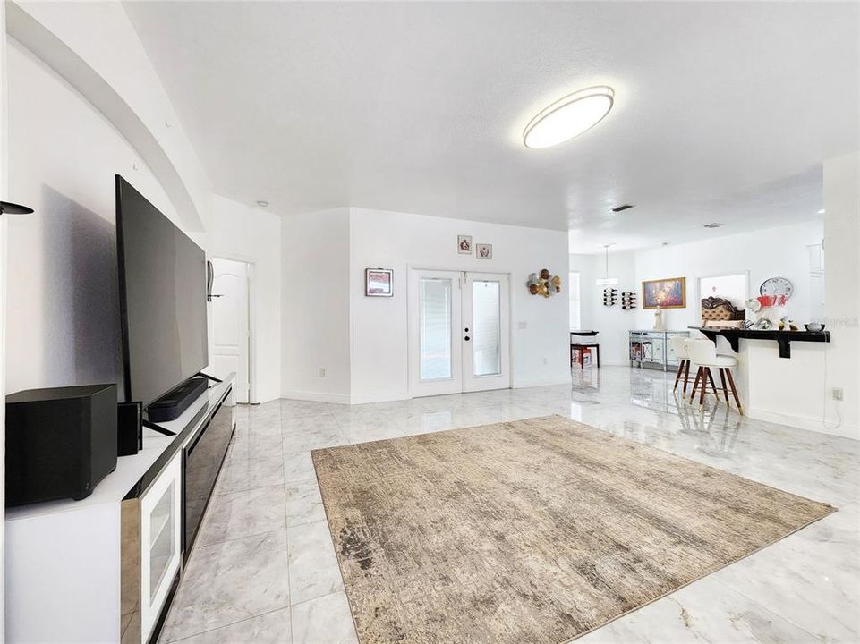 For Sale: $540,000 (4 beds, 3 baths, 2406 Square Feet)