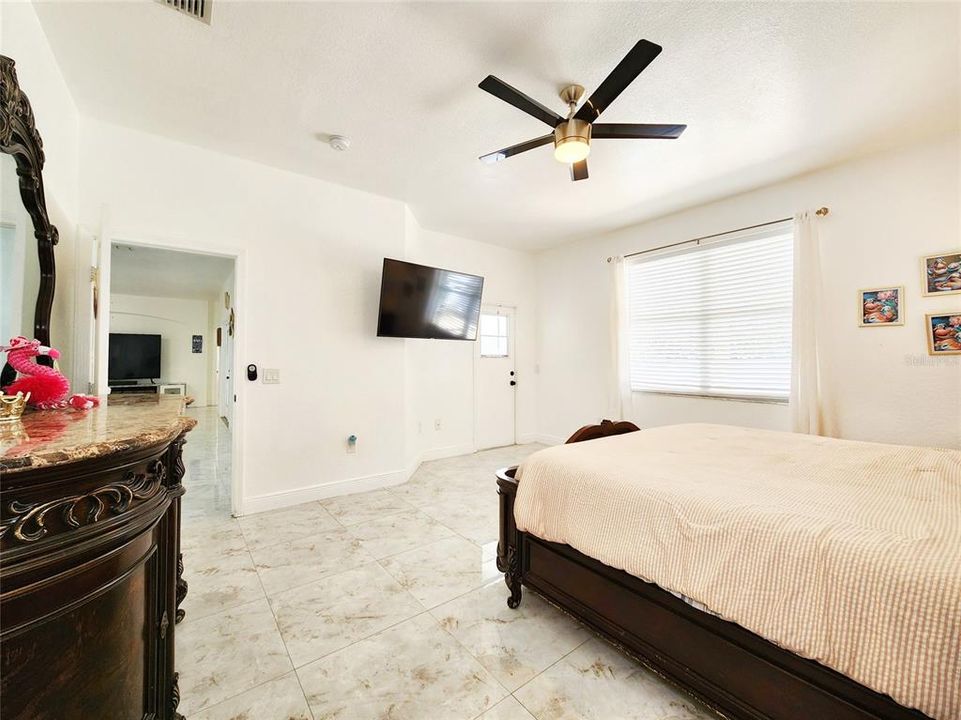 For Sale: $540,000 (4 beds, 3 baths, 2406 Square Feet)