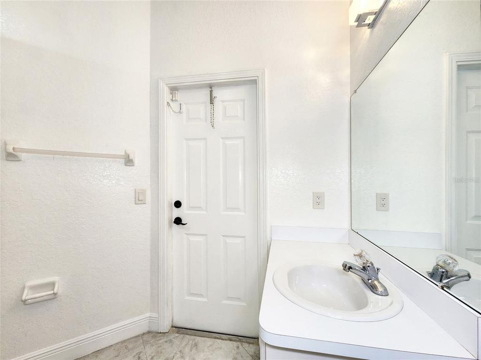 For Sale: $540,000 (4 beds, 3 baths, 2406 Square Feet)