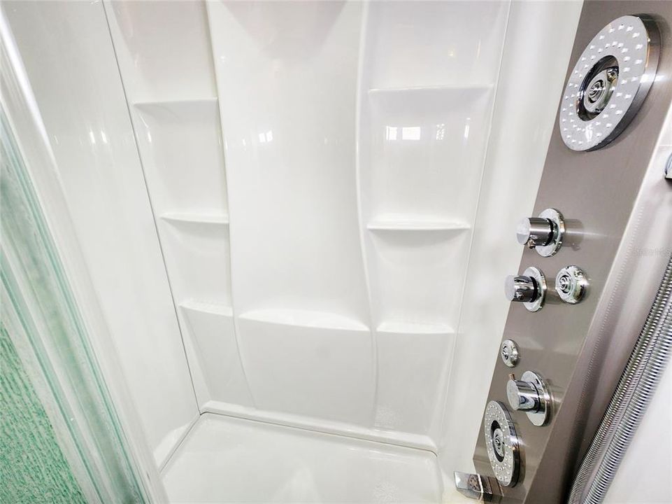 For Sale: $540,000 (4 beds, 3 baths, 2406 Square Feet)