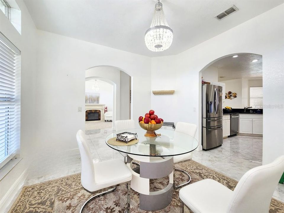 For Sale: $540,000 (4 beds, 3 baths, 2406 Square Feet)