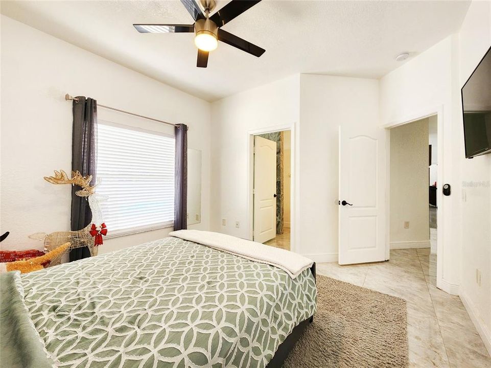 For Sale: $540,000 (4 beds, 3 baths, 2406 Square Feet)