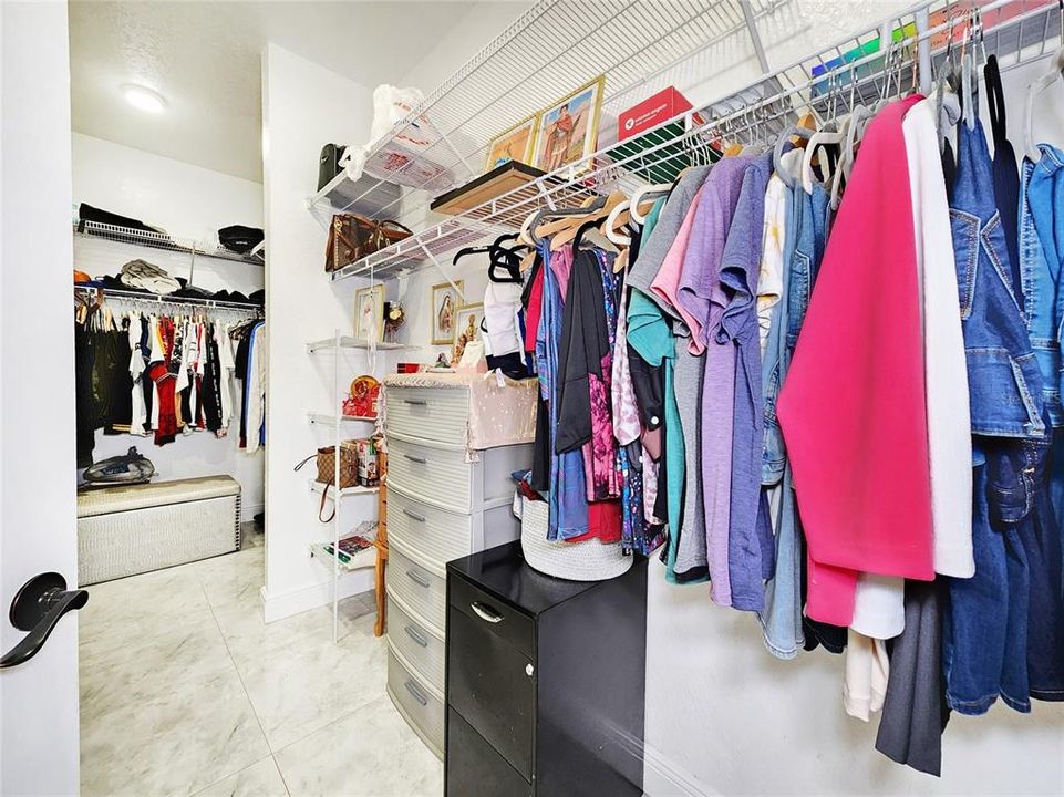 For Sale: $540,000 (4 beds, 3 baths, 2406 Square Feet)