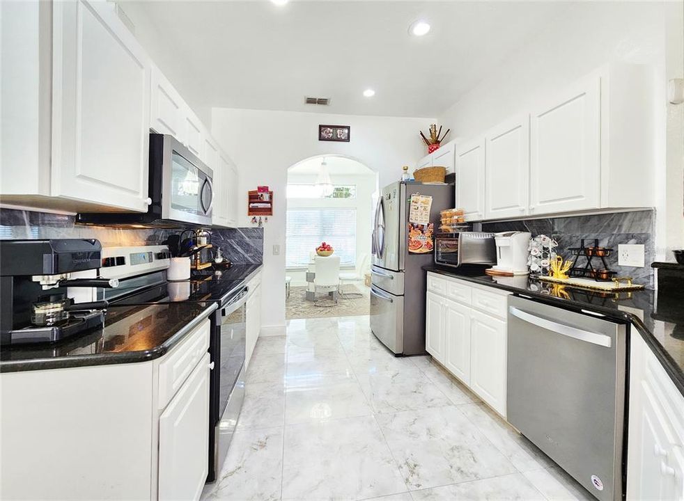 For Sale: $540,000 (4 beds, 3 baths, 2406 Square Feet)