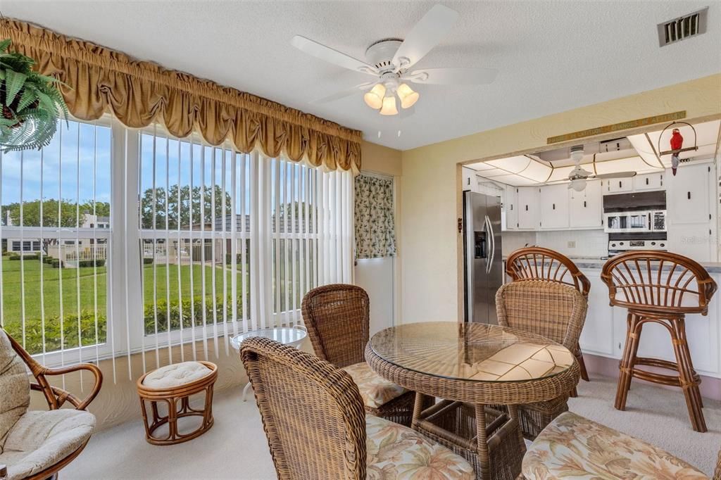 For Sale: $185,000 (2 beds, 2 baths, 1288 Square Feet)