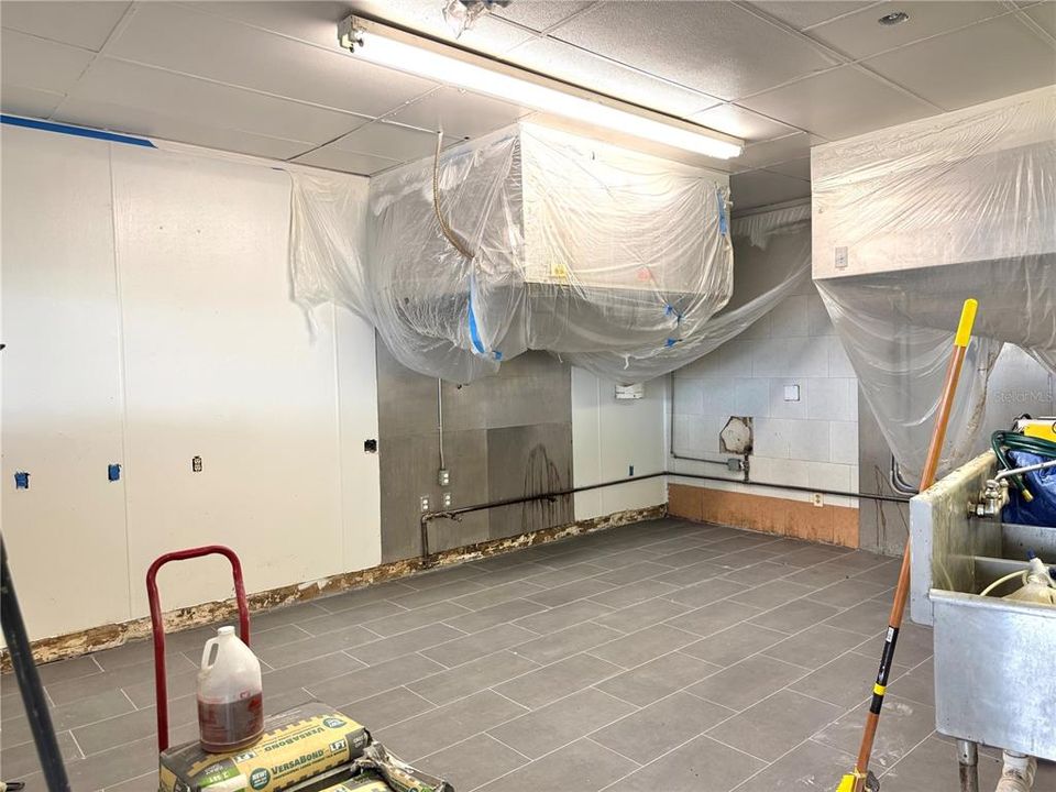 待售: $1,099,000 (0 贝兹, 0 浴室, 1756 平方英尺)