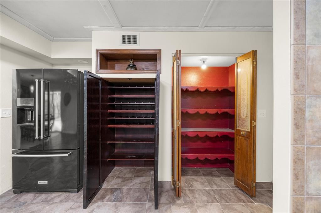 For Sale: $549,000 (4 beds, 3 baths, 2705 Square Feet)