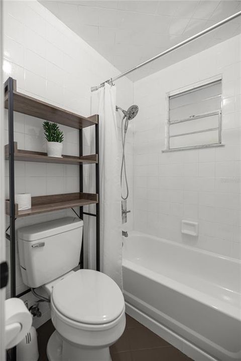 For Sale: $549,000 (4 beds, 3 baths, 2705 Square Feet)